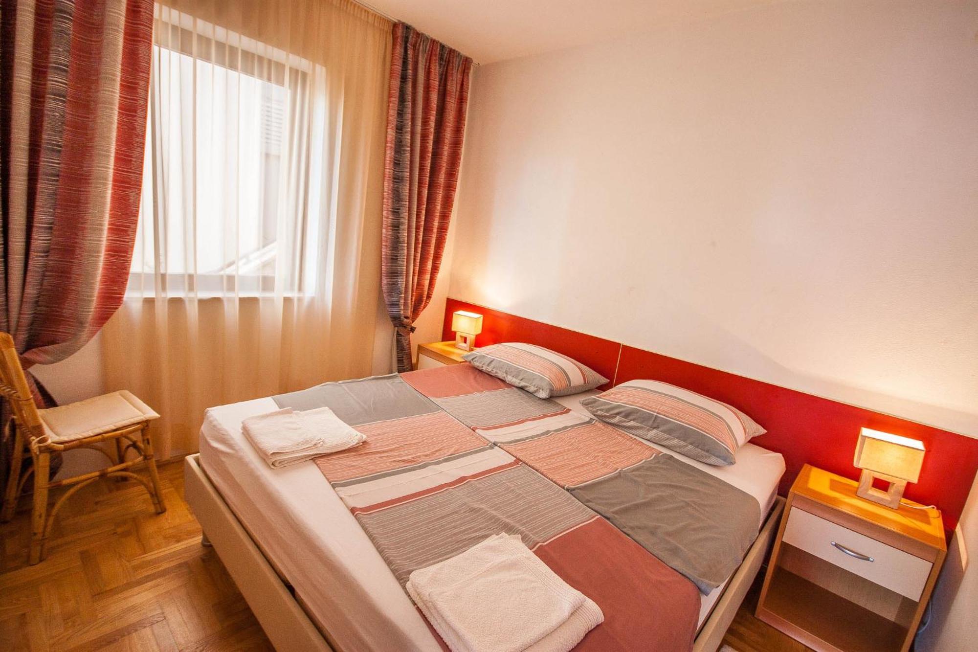 Apartments Rosanda Pakoštane Esterno foto